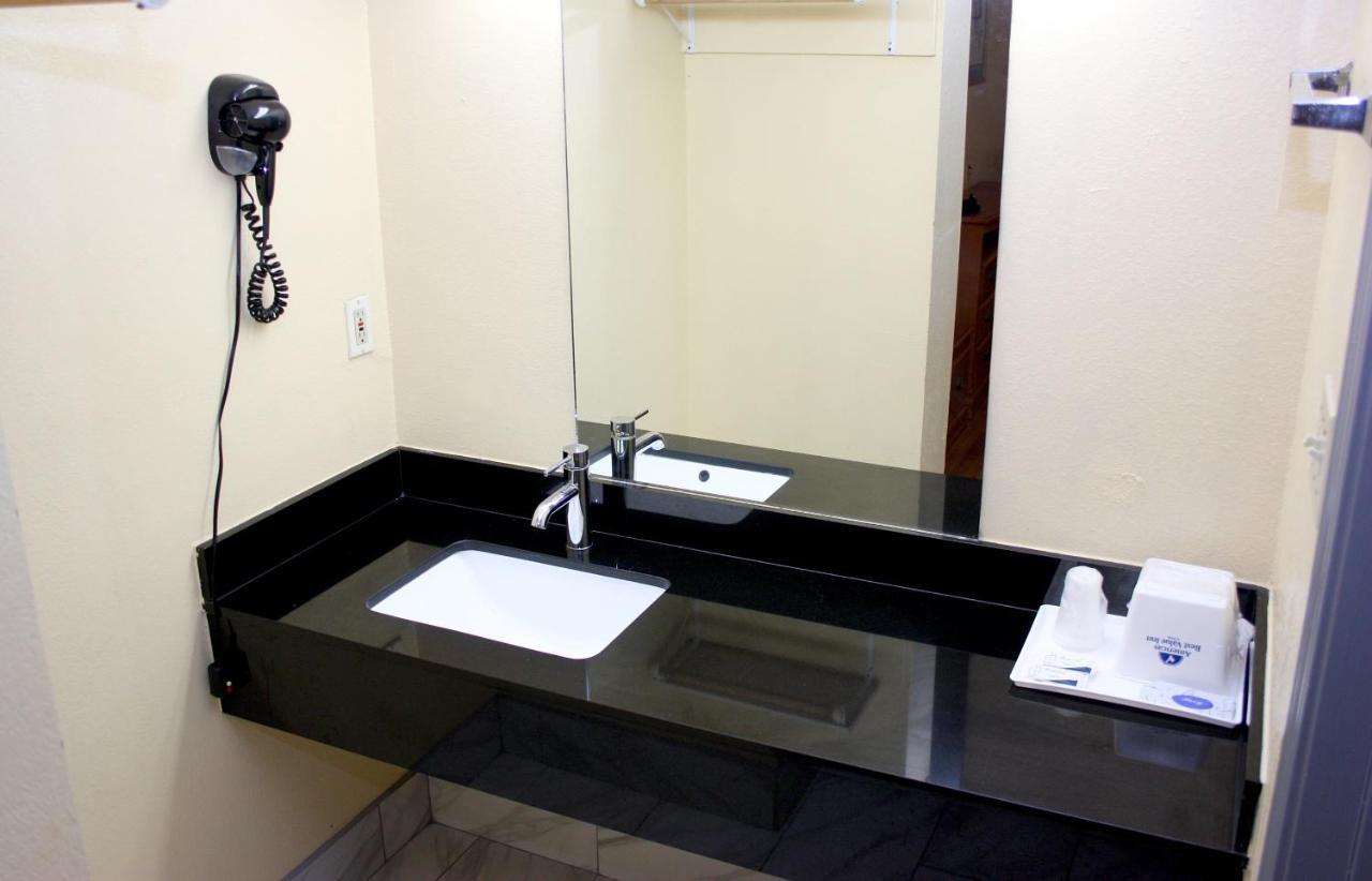 Americas Best Value Inn San Antonio - At&T Center/Fort Sam Houston Exterior foto